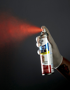 SPRAY PAINT