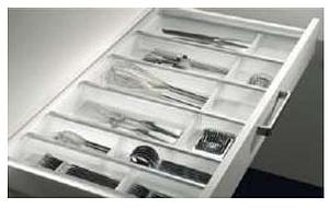 CUISIO CUTLERY INSERT FOR CABINET WIDTH 900 MM, INCLUDING DIVIDERS AND ALUPROFLES WHITETRANSLUCENT. (AVAILABLIE ONLY FOR 20" DEEP TANDEMBOX DRAWER)