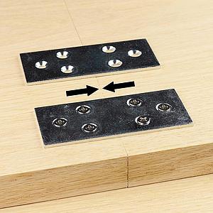 Clamping Plate With Fasteners