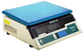 ELECTRONIC WEIGHING SCALE 500KG CAPACITY SIZE 750X750MM  WITH RAMP