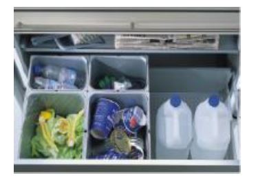 SET OF 4 WASTE BINS & NON SLIP BASE PLATE FOR INSTALLATION IN DRAWER BOXES FOR CABINET WIDTH 600MM