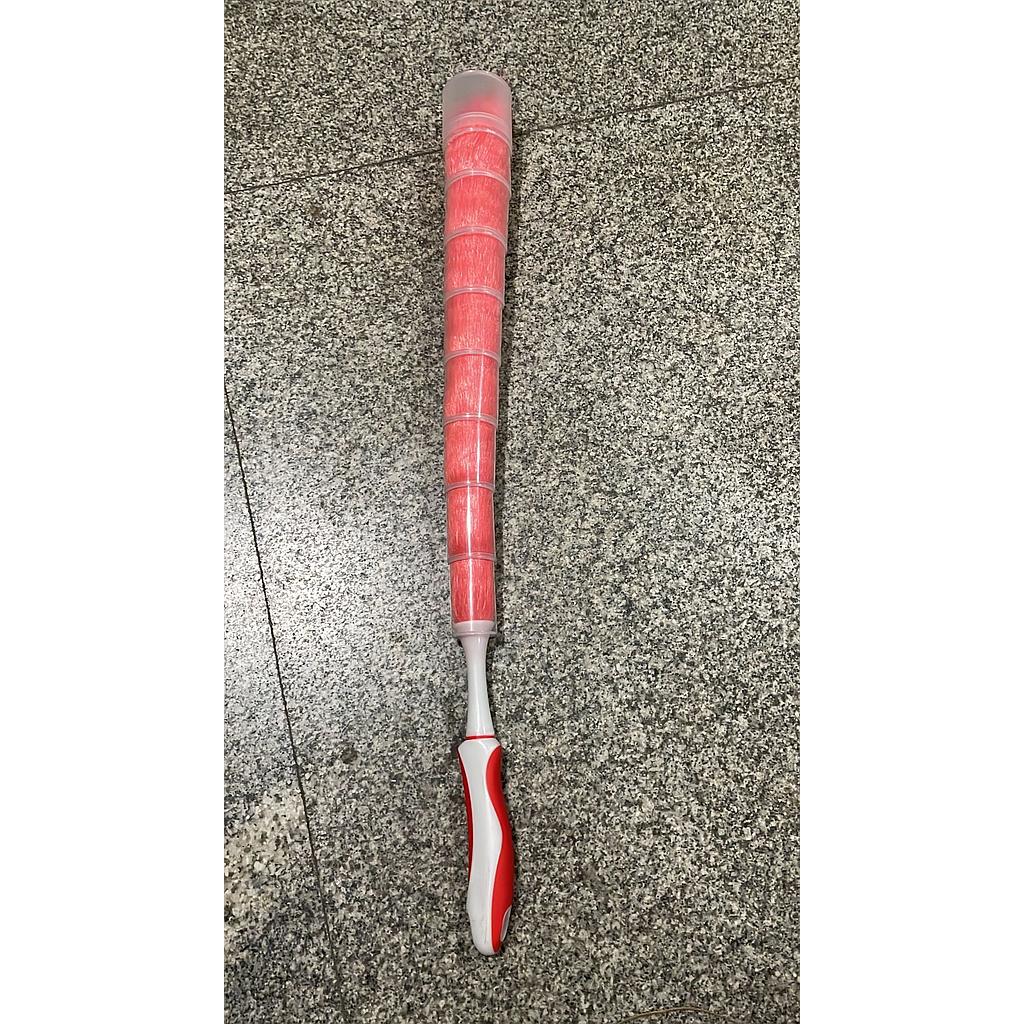 FEATHER BRUSH WITH CAP